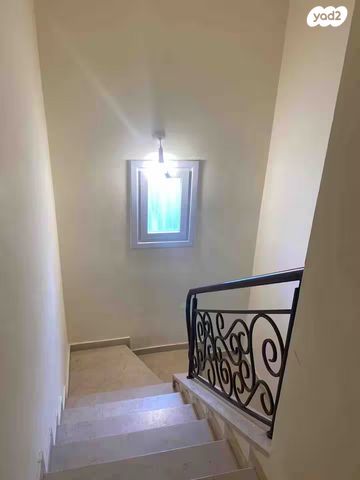 בית פרטי/ קוטג', עמק חפר 9, צפון מזרח מרכז העיר, נתניה