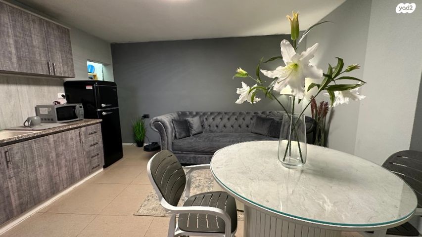 דירה, יקינטון 11, גבע בנימין, אדם - גבע בנימין