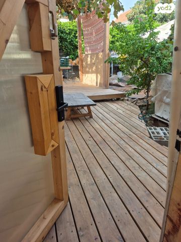 דו משפחתי, קדושי בלזן 31, נאות הרצל, נתניה