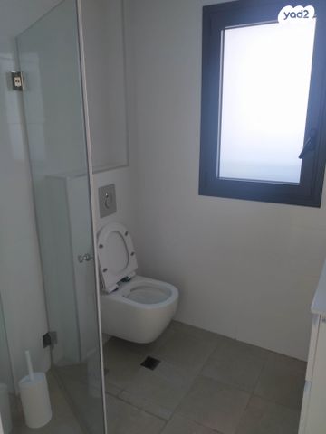 דירה, אוסישקין 18, מרכז העיר דרום, נתניה