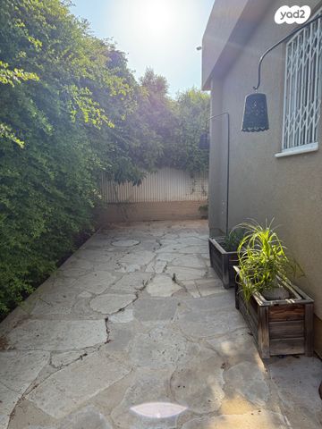 יחידת דיור, מירומית 1, שאר העיר, להבים