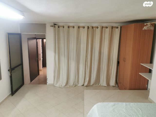 יחידת דיור, דרך הנחשונים 20, רובע ב', אריאל