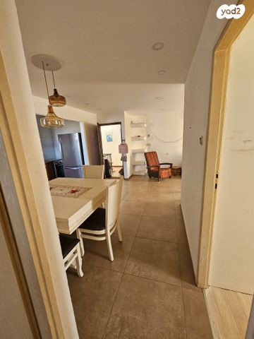 דירה, הגלבוע 6, נאות שז"ר, יבנה