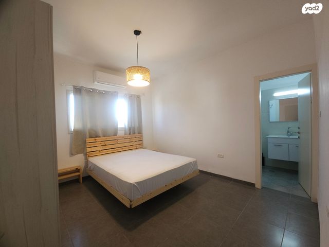 דו משפחתי, הר ארבל 1, לבנים, לבנים