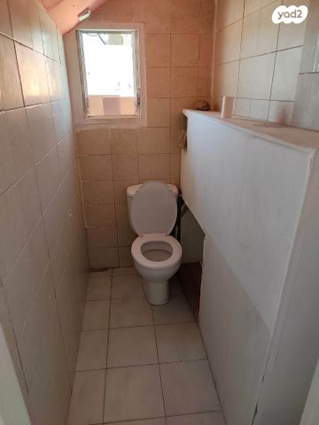 גג/ פנטהאוז, אייר 26, עזרא, הארגזים, תל אביב יפו