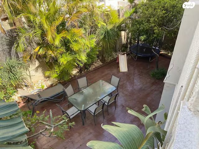 בית פרטי/ קוטג', עמק חפר 9, צפון מזרח מרכז העיר, נתניה