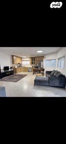 דוד אלעזר 23