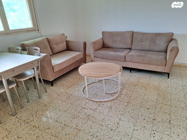 דירה, הפלמ"ח 1, בן עמי, בן עמי