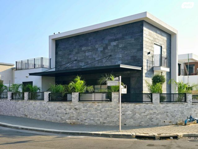 בית פרטי/ קוטג', הגאולה 1, ניצן, ניצן