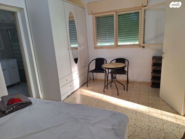 דירה, הפלמ"ח 1, בן עמי, בן עמי