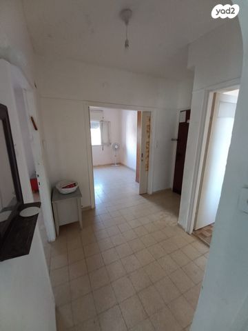 דירה, הארזים 12, בית הכרם, רמת בית הכרם, ירושלים