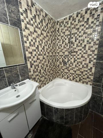 דירה, מבצע קלשון 16, שכונה ו', באר שבע