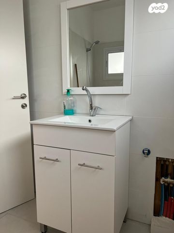 דירה, שדרות יהודית 29, מונטיפיורי, הרכבת, תל אביב יפו