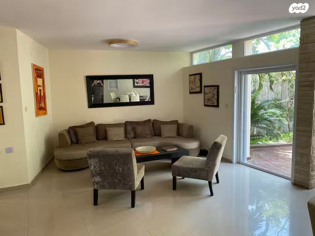 בית פרטי/ קוטג', עמק חפר 9, צפון מזרח מרכז העיר, נתניה