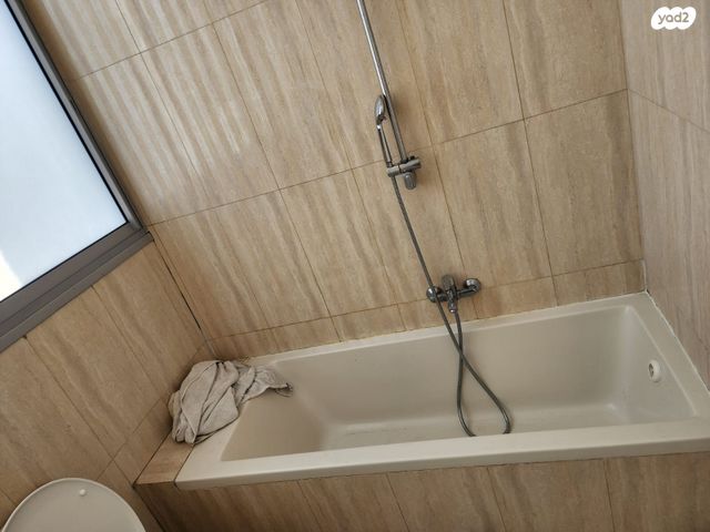 גג/ פנטהאוז, עמק יזרעאל 13, נחלת שמעון, בני ברק