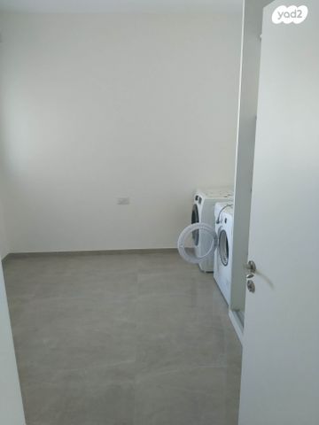 דירה, אוסישקין 18, מרכז העיר דרום, נתניה