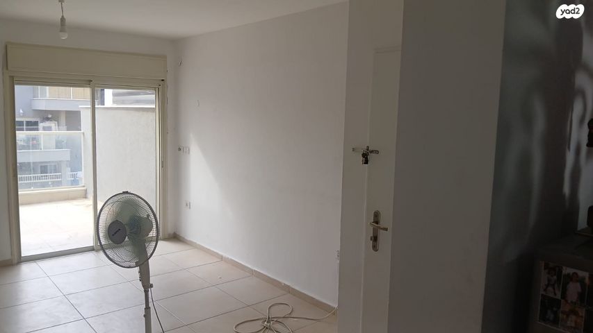 דירה, ספיר 30, אבני חן, חריש