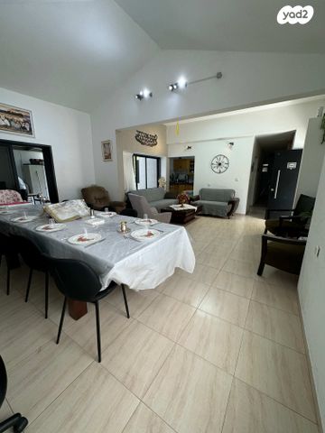 בית פרטי/ קוטג', הטופח 148, בני ראם, בני ראם