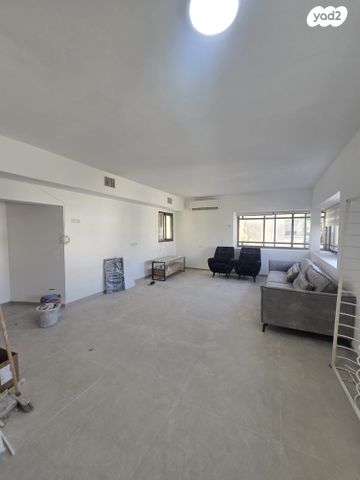 דירה, הקיבוצים 15, קרית חיים מזרחית, חיפה