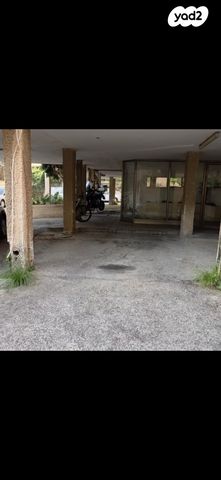 גג/ פנטהאוז, סוקולוב 83, קרית יערים, רמת השרון