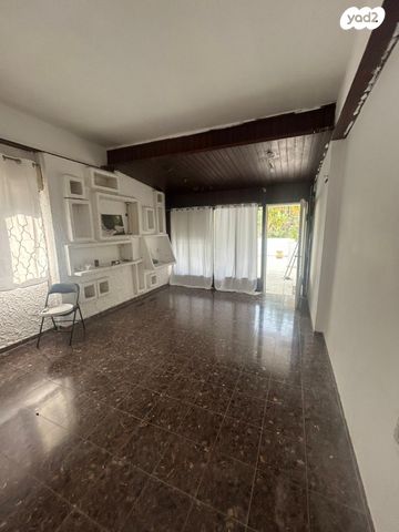 דירה, שדרות מוריה 102, שמבור, חיפה