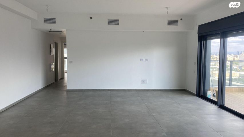 גג/ פנטהאוז, יוחנן הסנדלר 7, דרום חדש, פארק הים, בת ים