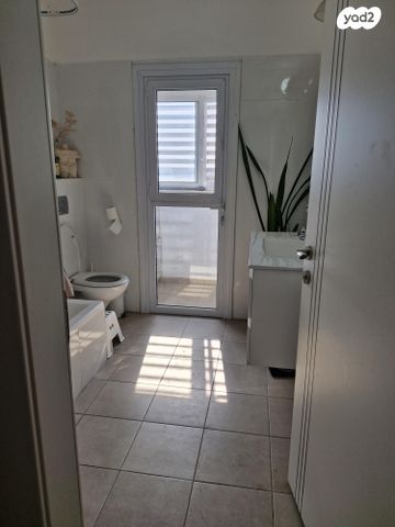 גג/ פנטהאוז, יוסף שפרינצק 30, אחדות, פתח תקווה