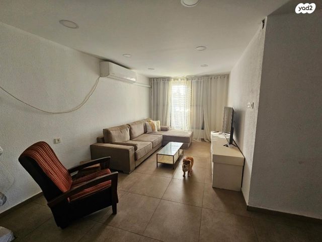 דירה, הגלבוע 6, נאות שז"ר, יבנה