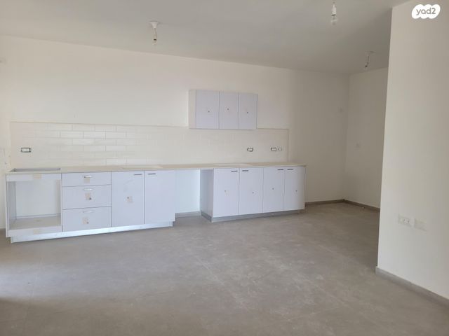 דירת גן, כפר אלדד, כפר אלדד, כפר אלדד