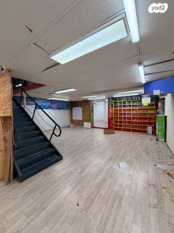 חנויות/ שטח מסחרי, המלאכה 6, אזור תעשיה, קרית מלאכי