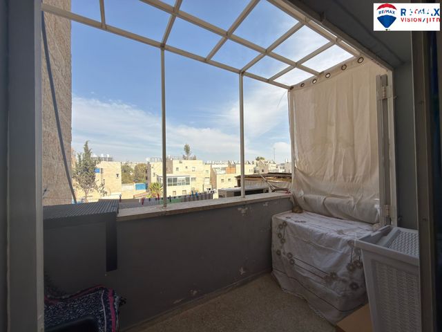 דירה, יהודה קרני 131, רמות, ירושלים