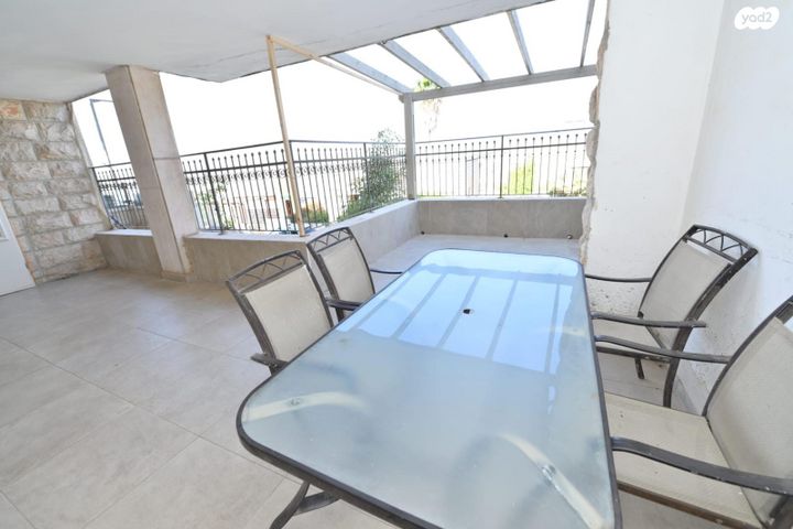 בית פרטי/ קוטג', מדבר סיני, גבעת המבתר, ירושלים