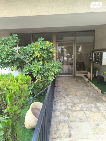 דירה, יוסף חיים ברנר 5, גרין ועם, חולון