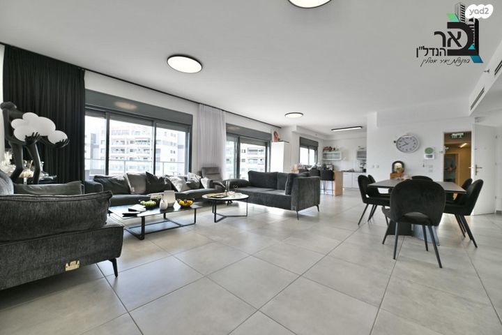 גג/ פנטהאוז, יעקב תמרי 8, חצרות המושבה, רחובות