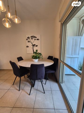 דירה, בעל שם טוב, מחנה יהודה, פתח תקווה