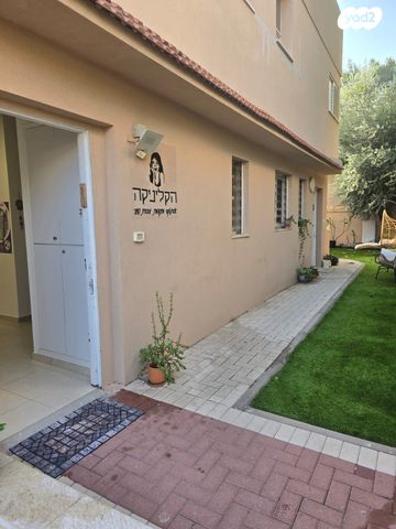 דו משפחתי, גדרה