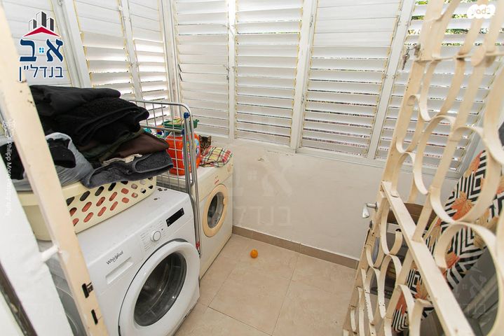 דירה, לוחמי הגטאות 28, המושבה הגרמנית, חיפה