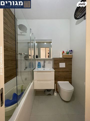 דירת גן, פנחס רוזן, רמת גולדה, חיפה