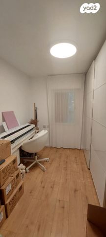 דירה, מבצע סיני 46, רמת יוסף, בת ים