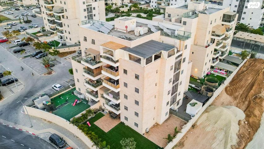 גג/ פנטהאוז