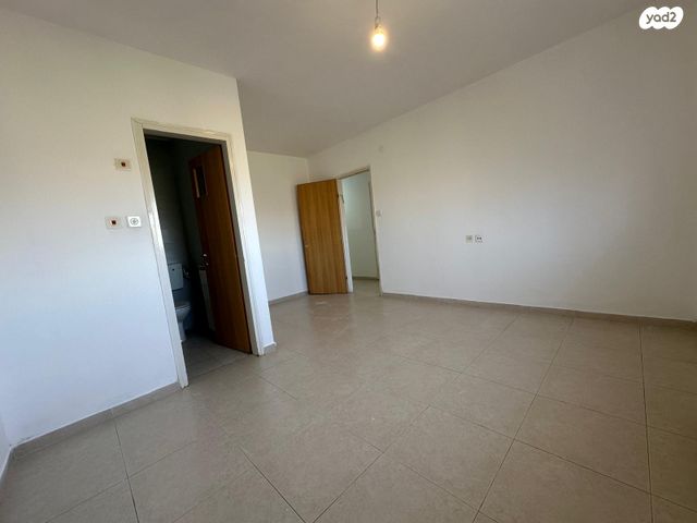 דירת גן, זית שמן 22, גבעת הזית, אפרת