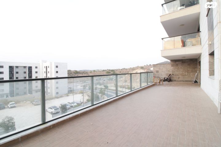 דירה, שמעון פרס, מורשת, מודיעין מכבים רעות