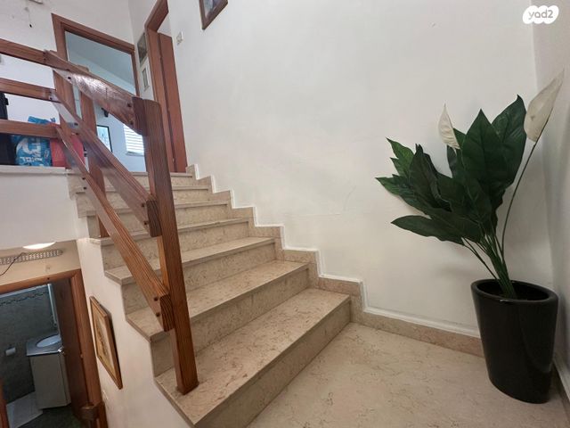 בית פרטי/ קוטג', מעלה עין צורים 4, דקל, אפרת