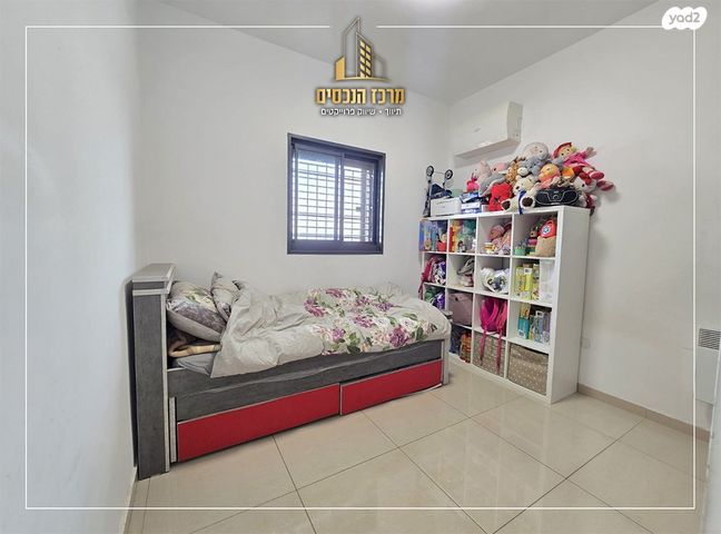 דירה, שדרות נווה יעקב 24, נווה יעקב, ירושלים