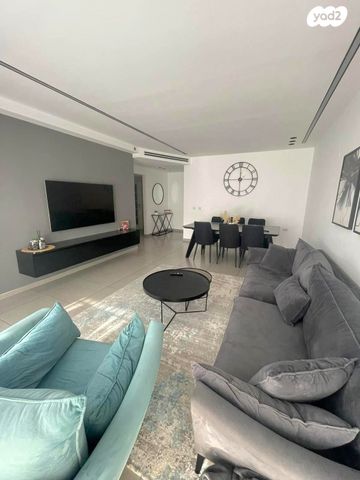 דירה, משה דיין 4, נווה דוד, רמלה