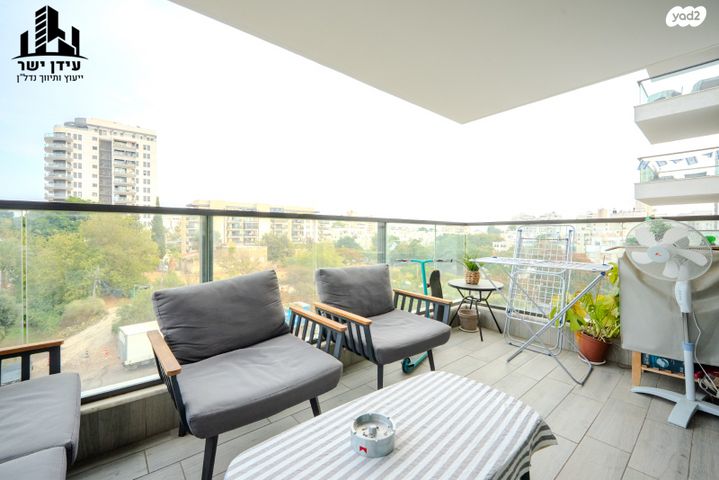 דירה, דרך משה דיין 36, כפיר, נווה כפיר, תל אביב יפו