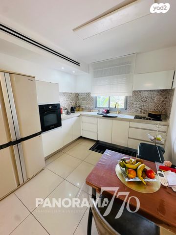 דירה, נחל תנינים 26, שקמים ואגמים, אשקלון