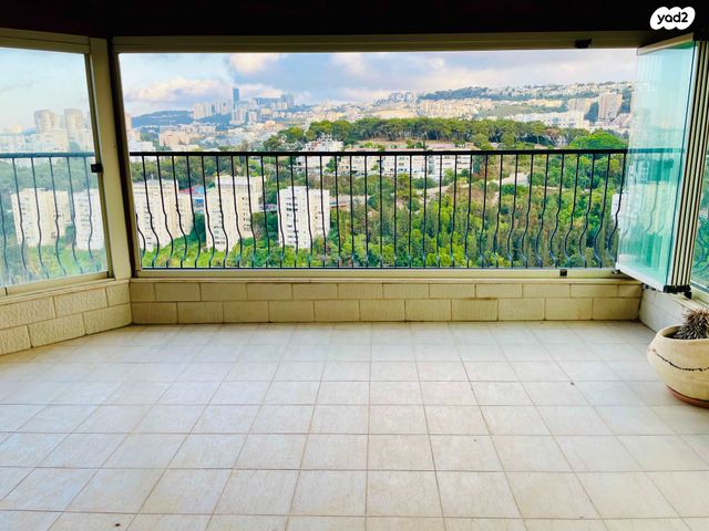 גג/ פנטהאוז, נורית, ורדיה, חיפה