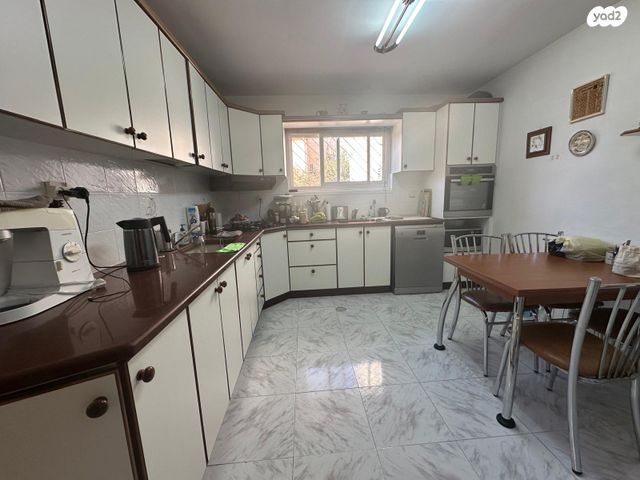 בית פרטי/ קוטג', מעלה עין צורים 4, דקל, אפרת