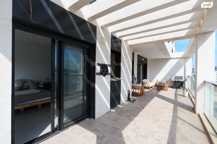 דירה, אור ים, אור עקיבא